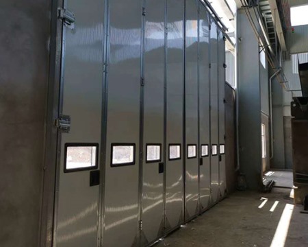 祁縣泰立鋼結(jié)構(gòu)有限公司——工業(yè)折疊門(mén)